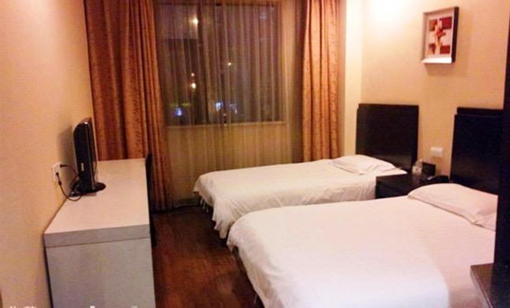 Jitai Hotel - People'S Square Branch Xangai Exterior foto