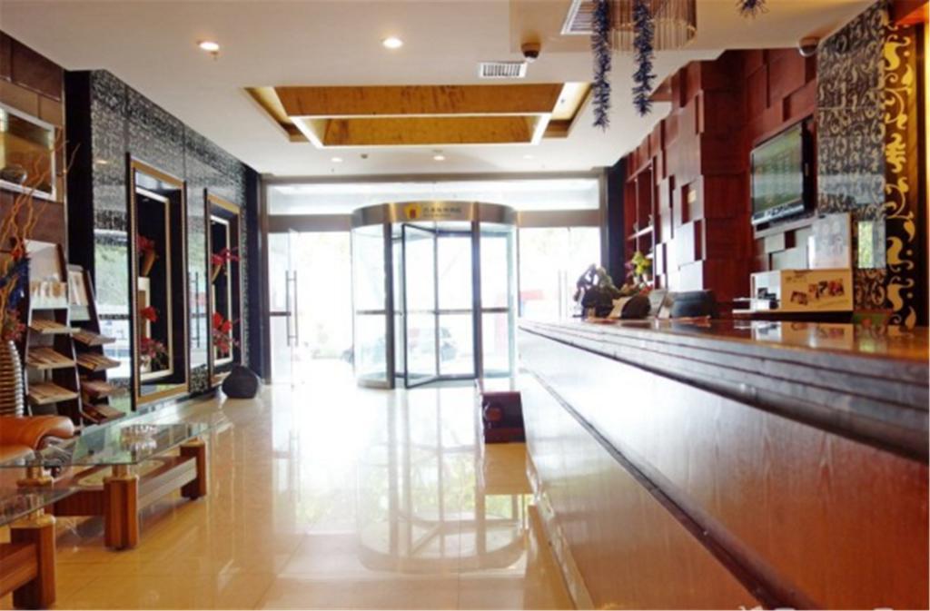 Jitai Hotel - People'S Square Branch Xangai Exterior foto