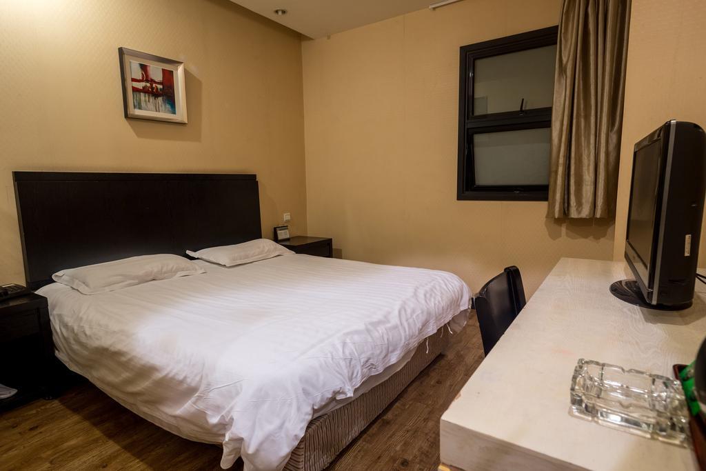 Jitai Hotel - People'S Square Branch Xangai Exterior foto